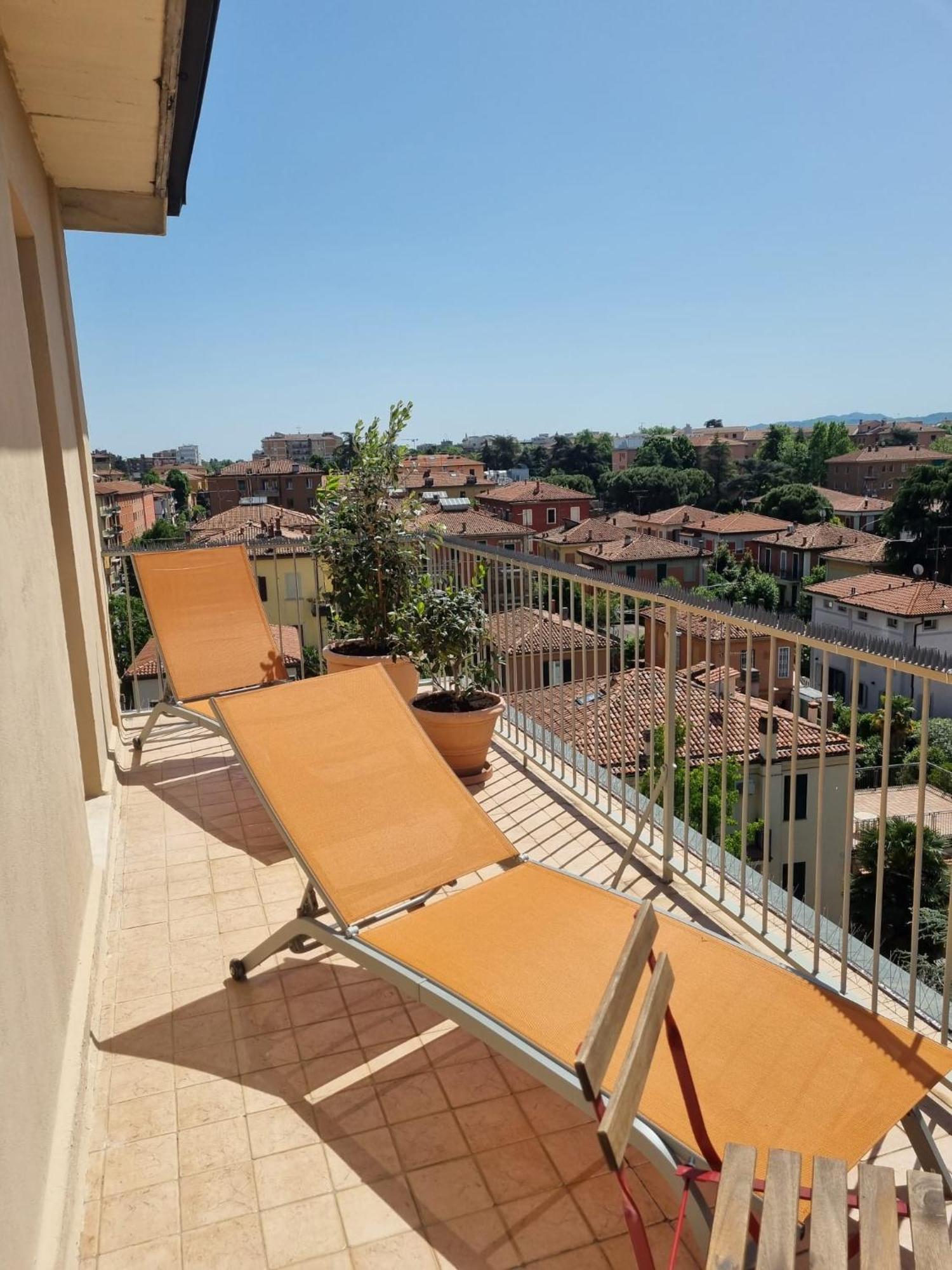 Bellavista Panoramic Terrace Appartamento Con Terrazza Zona Sant Orsola ボローニャ エクステリア 写真